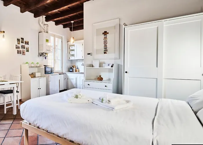 Navigli Elyon Apartment *